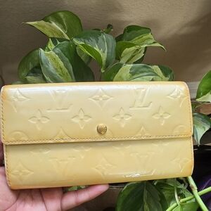 Louis Vuitton Vernis Long Wallet Yellow Patent Leather Preowned